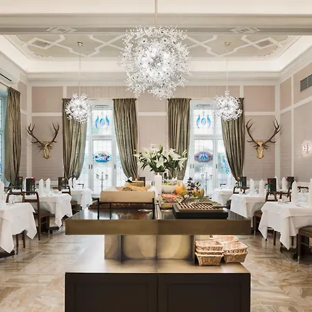 מלון Europa Splendid 4*